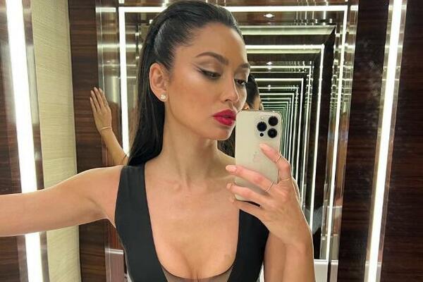 OVAKO IZGLEDA DEVOJKA SA BERLUSKONIJEVIH ZABAVA: Tada ga je PRIJAVILA i otkrila šta radi sa MALOLETNICAMA