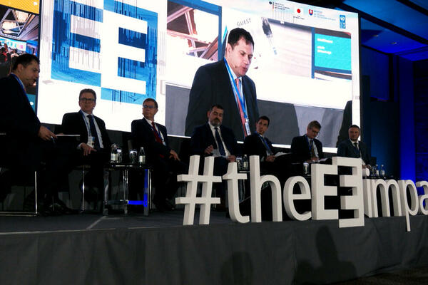 BENEFITI U NOVCU I OČUVANJU ŽIVOTNE SREDINE! Najvažnije poruke stručnog simpozijuma Energetska efikasnost zgrada