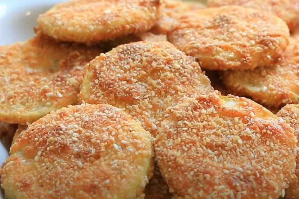 ISPOHUJTE TIKVICE BEZ BRAŠNA I JAJA: Zbog 1 sastojka biće HRSKAVIJE nego ikada pre