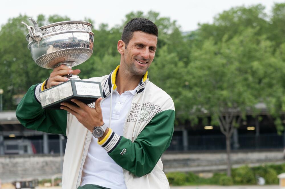 ČESTITKA KOJA JE POSEBNO DIRNULA ĐOKOVIĆA: Malo ko je ovo očekivao od njegovog VELIKOG RIVALA