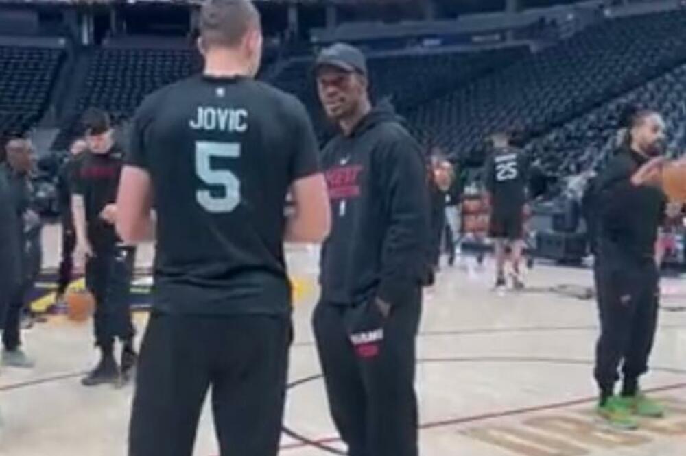 JOVIĆ I BATLER U KLINČU NA TRENINGU: Ko je najbolji na svetu? Žestoka rasprava oko Đokovića, Srbin BEZ RESPEKTA!