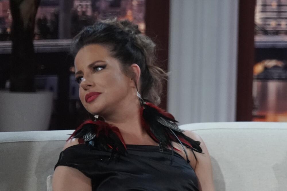 ŠOK VEST! Nakon poslednje emisije DNK voditeljka NAPUSTILA SRBIJU: Espreso došao do NOVIH INFORMACIJA