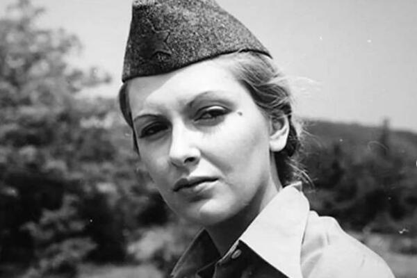 BILA JE MIS JUGOSLAVIJE I NAŠA GLUMICA KOJA JE ZATRUDNELA JOŠ NA FAKULTETU: A onda je DRUGOM ČOVEKU rodila SINA