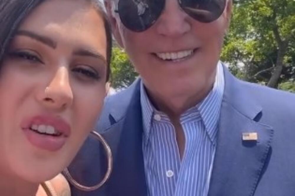 TRANSRODNA MANEKENKA DOŠLA NA PROSLAVU U BELOJ KUĆI: Slikala se sa BAJDENOM, a onda ŠOKIRALA CELU AMERIKU (VIDEO)