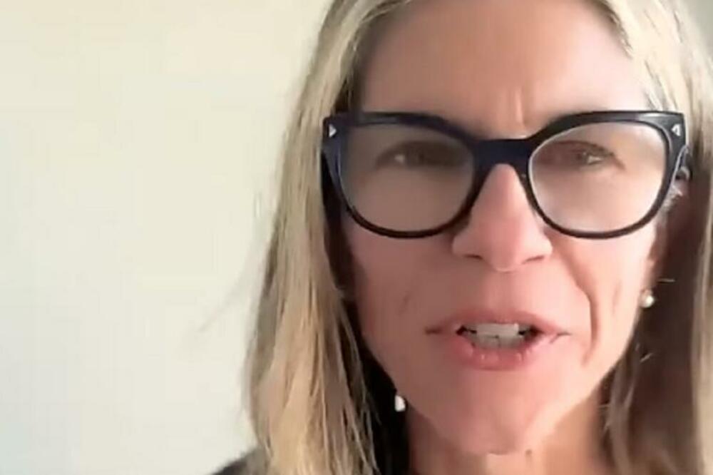 GINEKOLOG OTKRIVA ZBOG ČEGA NIKAKO NE MOŽETE DA SMRŠATE: Sara otkriva 4 hormona koja vas SPREČAVAJU u tome (VIDEO)