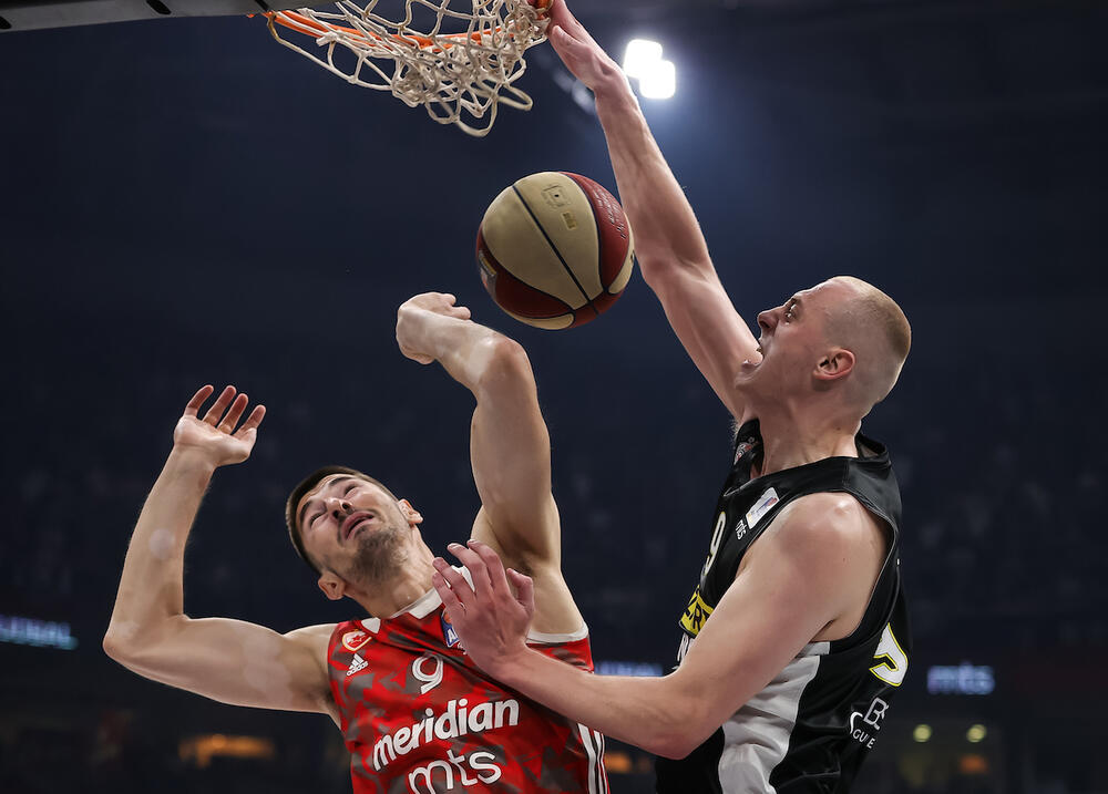 Alen Smailagić, Luka Mitrović