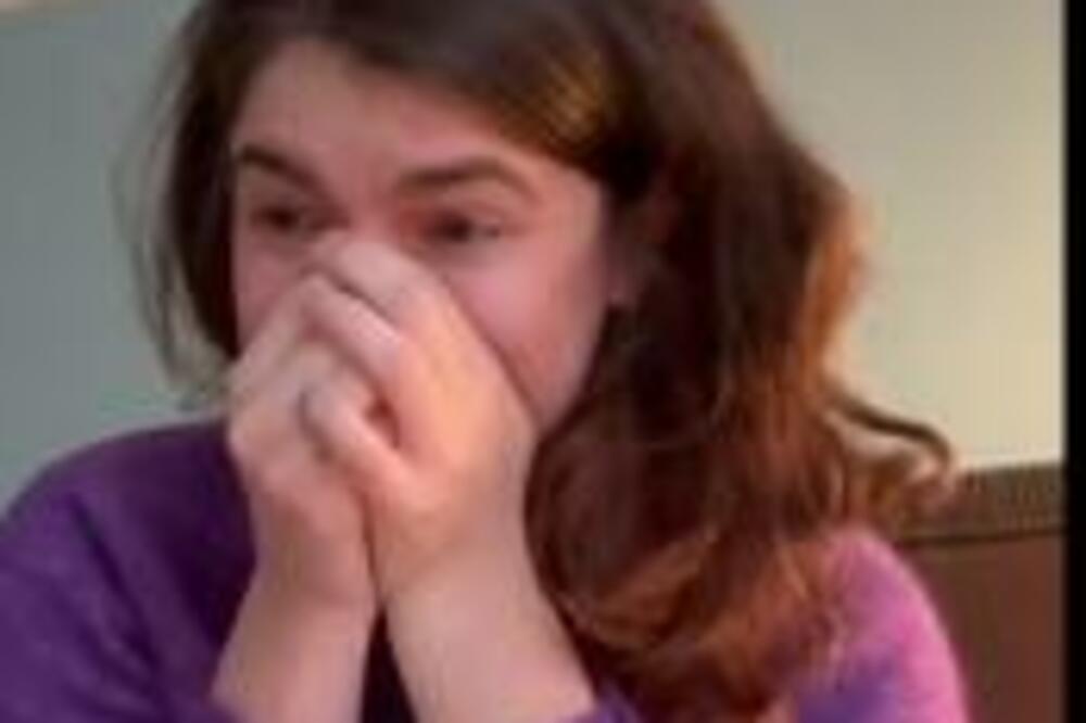 KUPILA JE TORBICU OD 100 DINARA PA UMALO NIJE PALA U NESVEST: Zbog onog što je PISALO NA NJOJ, doživela je SRČKU