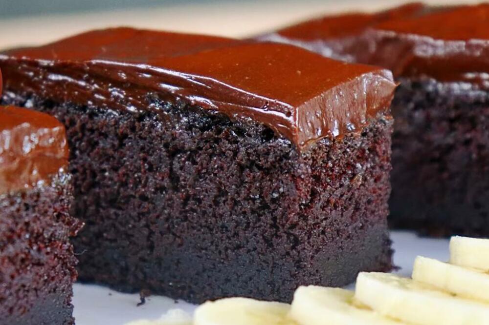 JEDINO TEŠKO U OVOM RECEPTU JE ČEKANJE DA SE OHLADI: Prost i JEFTIN kolač od samo 3 sastojka će vas RASPAMETITI