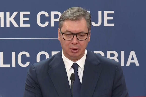 PREDSEDNIK VUČIĆ SE OPROSTIO OD ČUVARA "ZEJTINLIKA": Uputio poslednje reči čika Đorđu