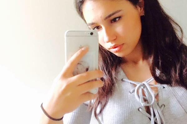 NATAŠA POJELA SENDVIČ, PA PREMINULA: Ćerka milijardera kupila baget, nije znala da sadrži OVO