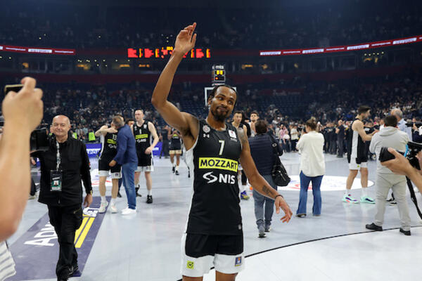 LUDA RADOST: Panter jednom rečenicom bacio u delirijum navijače Partizana! (VIDEO)