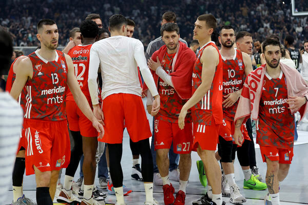 ZVEZDA SE HITNO OGLASILA POSLE MEČA SA PARTIZANOM: Nisu ćutali na GNUSNE UVREDE, fotografija govori više od reči!