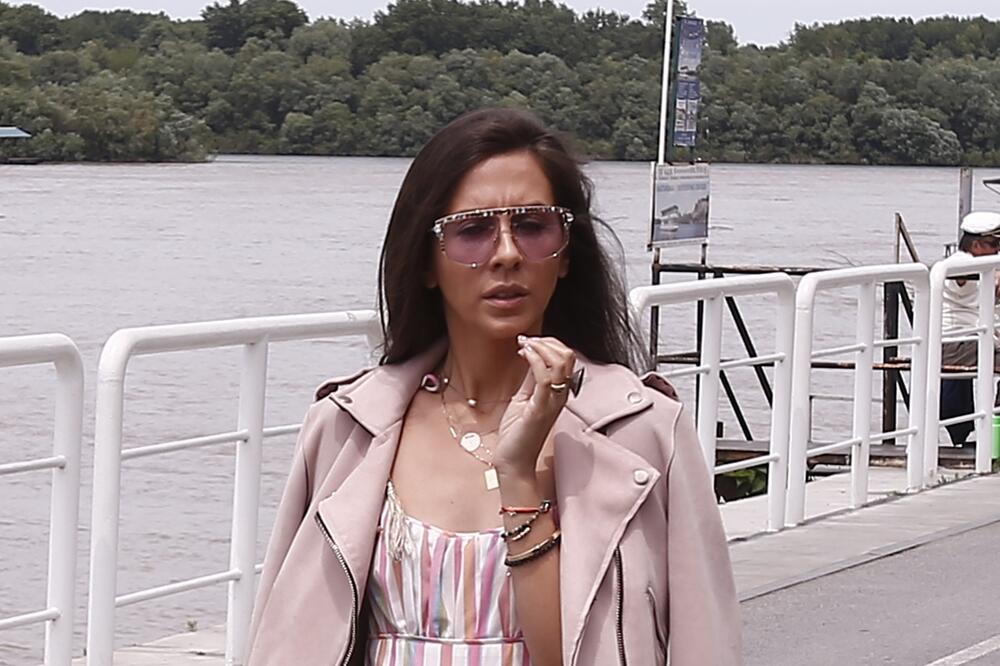 BEOGRAD JE BRUJAO O IVANI DUDIĆ! Ova MLADA DAMA je uzor svim SRPKINJAMA, a evo i zbog čega: Od glave do PETE!