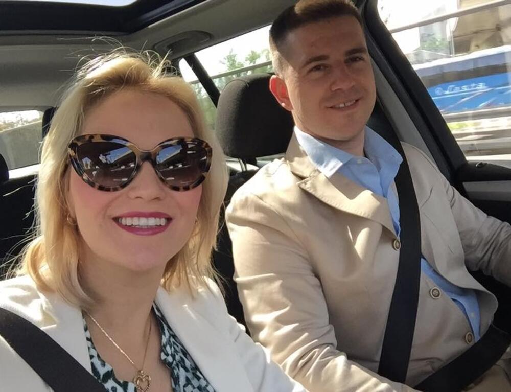 Ona je danas srećno udata