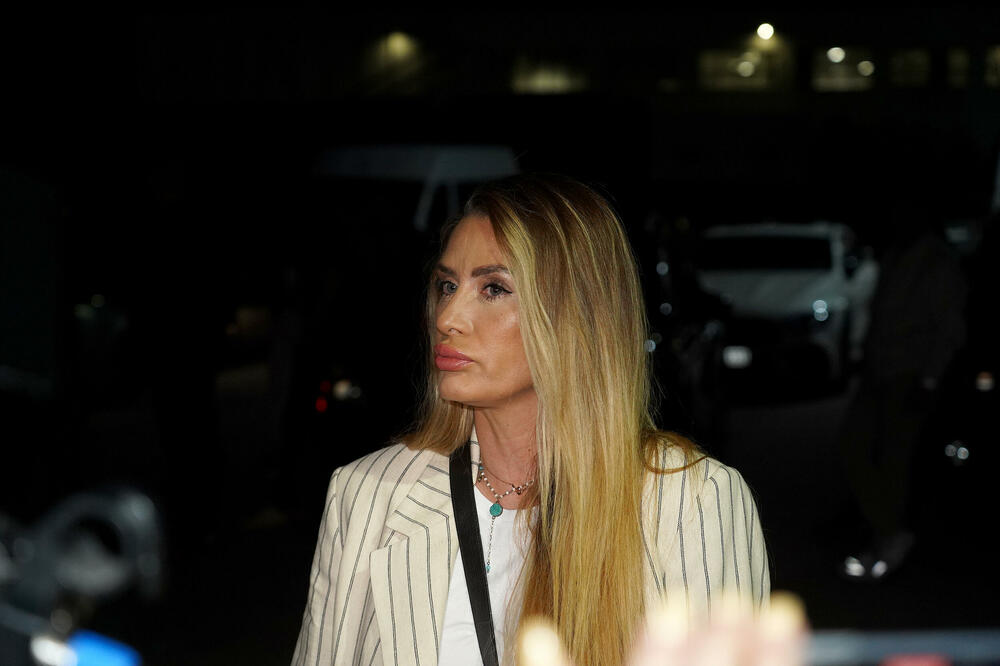 DUGAČKA LISTA SVEGA ŠTO JE ANA ĆURČIĆ RADILA NA SVOM TELU I LICU: Priznala sve plastične zahvate, JEDNO IZNENAĐUJE