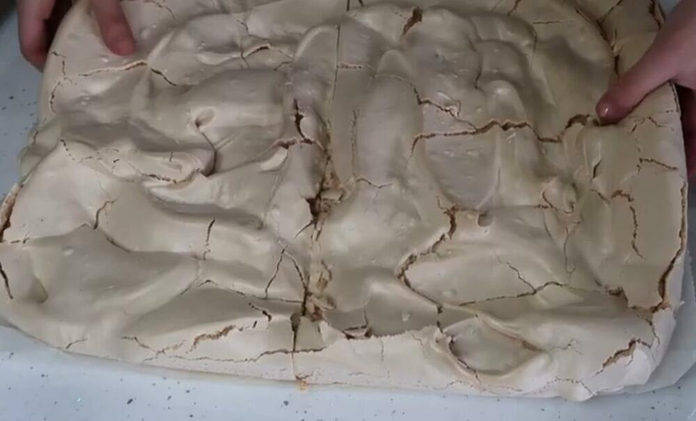 Torta cvetna dolina, Cvetna dolina, Torta