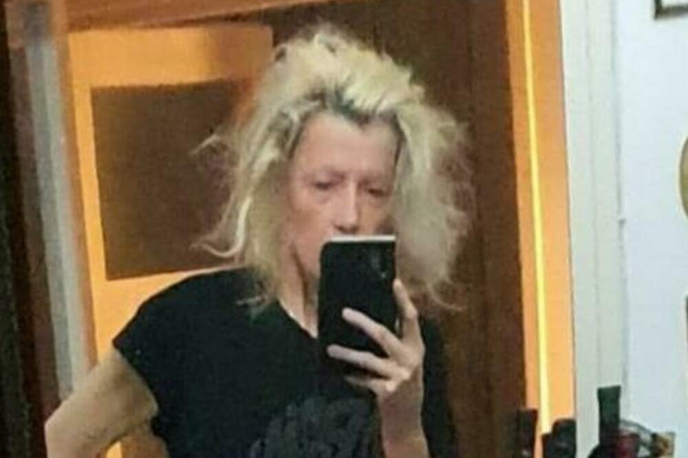 ŠTA SE DESILO SLAĐANI? Poznata dama zbunila sve fotkom: Raščupana KOSA i NEPREPOZNATLJIVO izdanje će vas PATOSIRATI