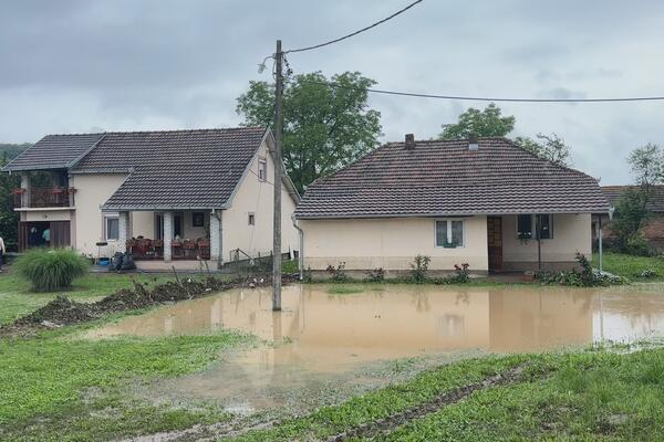 BEZ STRUJE OSTALO 550 KUĆA: Izlile se REKE u Lazarevcu, evakuisano 120 domaćinstava