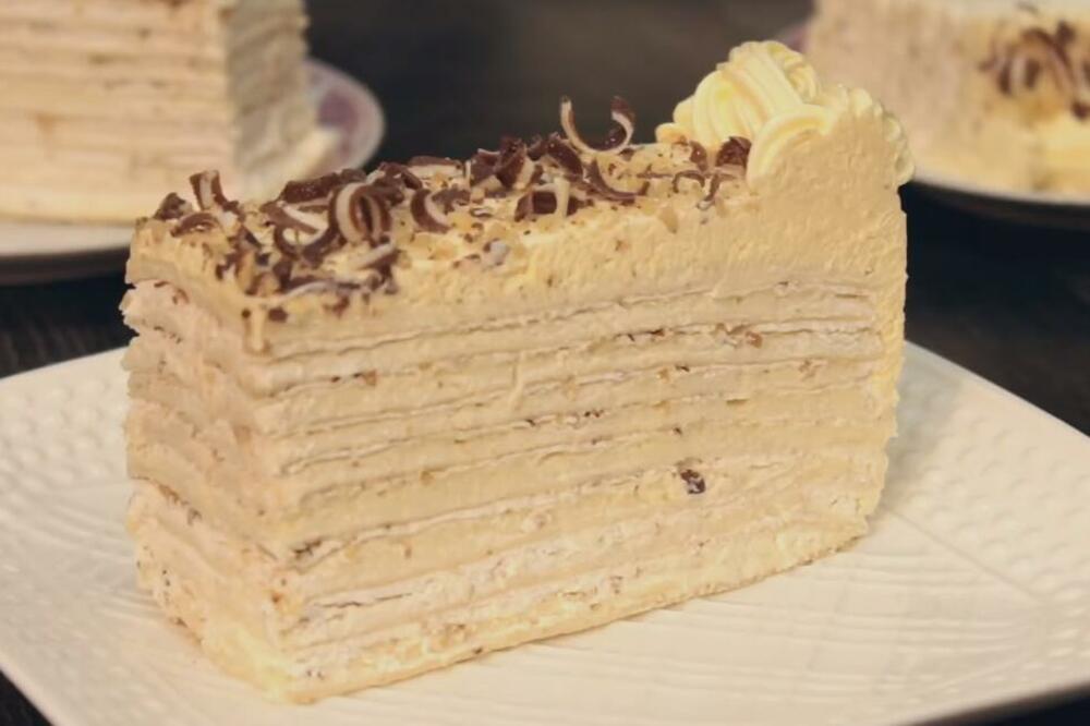 BELI ANĐEO NAJTRAŽENIJA TORTA MEĐU DOMAĆICAMA: Ne peče se, a zbog OVA 2 FILA SRBIMA ide VODA NA USTA (VIDEO)