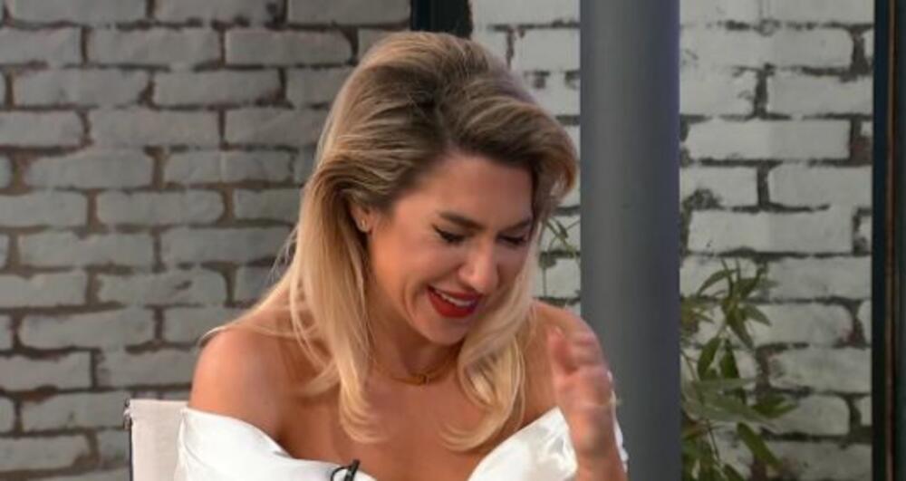 Jovanu Jeremić uhvatio napad smeha u jutarnjem programu