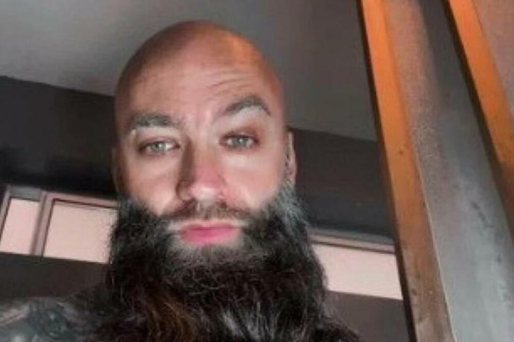 ŽENE ODLEPILE ZA OVIM MUŠKARCEM: Kad su videle šta ume da URADI, sve do jedne POGUBILE GLAVU (VIDEO)