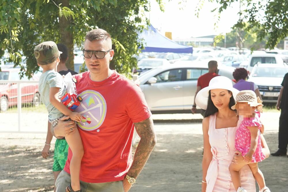 SVI BRUJE O NATALIJI JOKIĆ, A SADA SE POJAVILA I ONA! Jokićeva SNAJKA prikupila sve POGLEDE: I ona je IZUZETNO LEPA