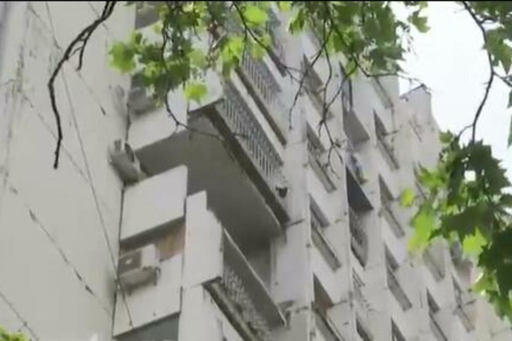 BACILA NOVOROĐENČE KROZ PROZOR, NIKO NIJE NI ZNAO DA JE TRUDNA: Kada je rekla razlog svi su se šokirali