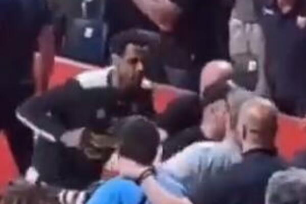 NANELI U SUKOBU SA NAVIJAČEM ZVEZDE, POJAVIO SE SNIMAK: "Branio sam svoj prostor, obezbeđenje je SLEPO!" (VIDEO)