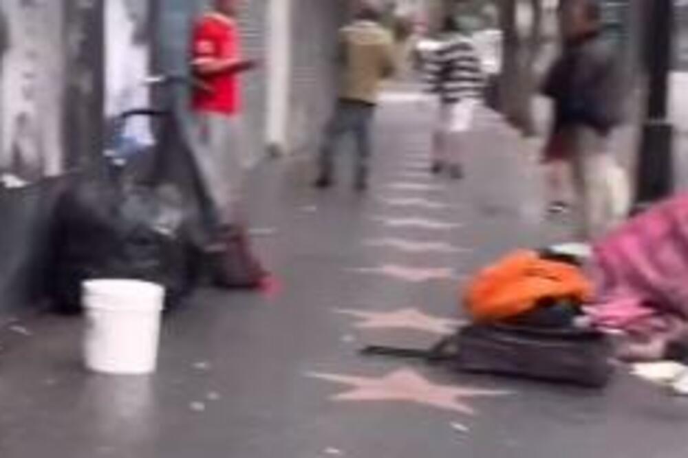 OTIŠAO JE U HOLIVUD I ZANEMEO OD JADA I BEDE: Jeza će vas proći od prizora na čuvenom Bulevaru slavnih! (VIDEO)