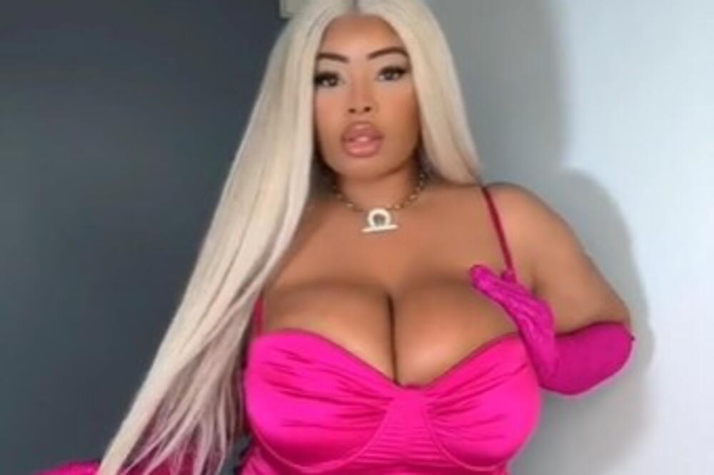 NISU JOJ VEROVALI DA SU JOJ GRUDI PRIRODNE: Morala je da objavi SNIMAK da ih UĆUTKA, svima su OTPALE VILICE (VIDEO)