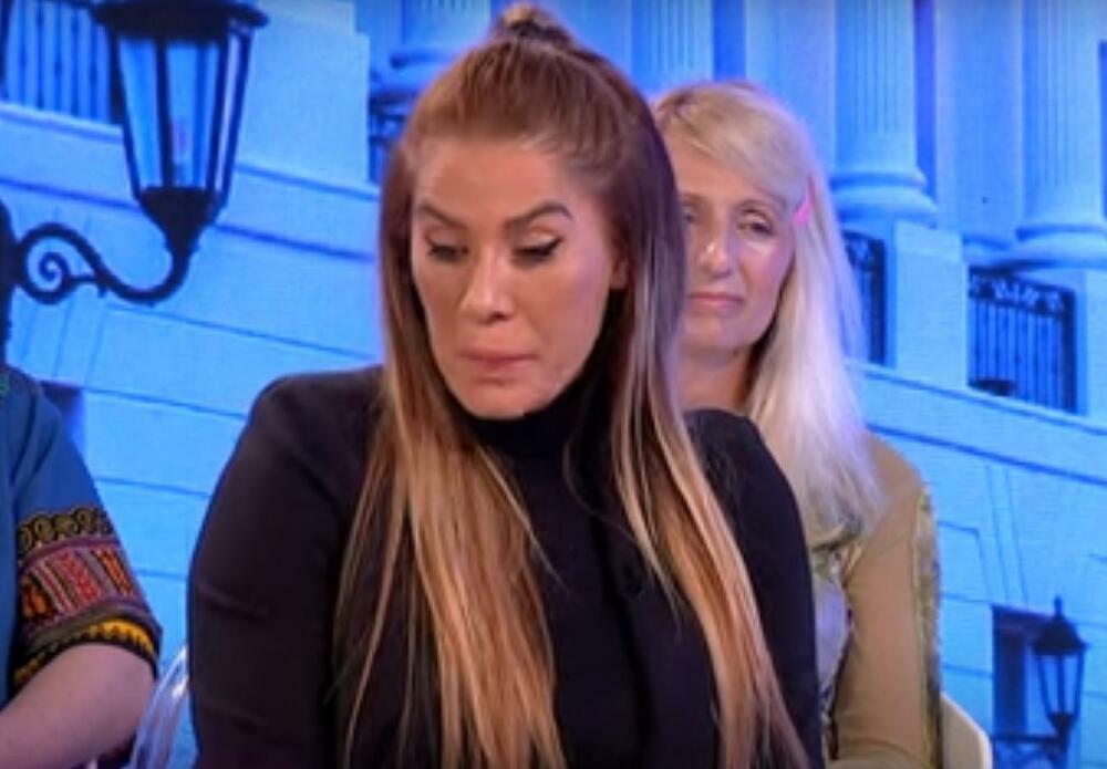 Usledilo je prvo telefonsko uključenje