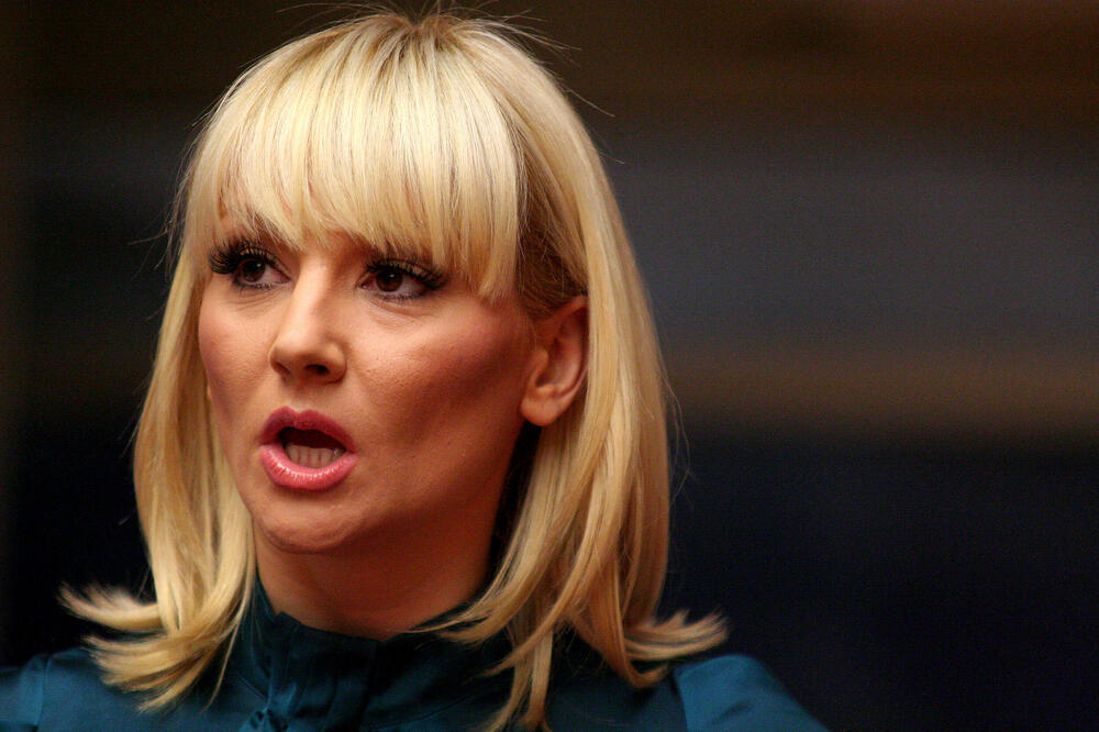 "VEZALI SU GA LISICAMA I IZVELI GA IZ KUĆE" Goca Tržan opisala JEZIVE SCENE sa BIVŠIM, bio je kao RANJENA ŽIVOTINJA