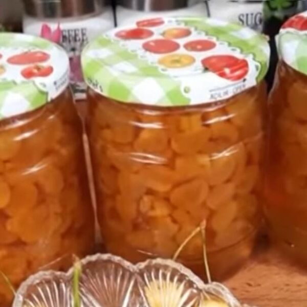 Sada je pravo vreme da napravite slatko od belih trešanja, slatko ćete ih jesti na zimu: Lak recept za početnike!