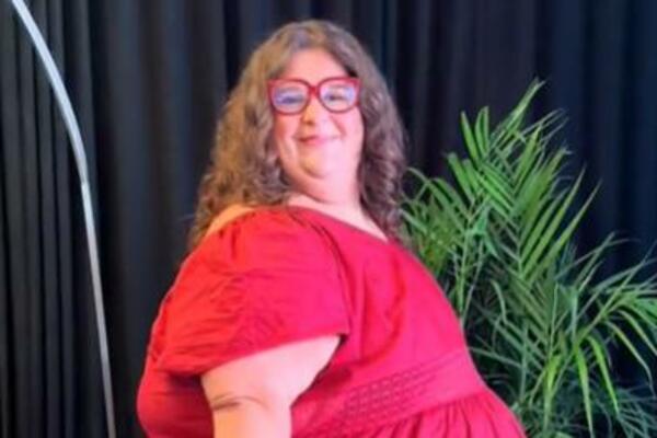 DOŠLA JE U KLUB, A ONDA SU SVI KRENULI DA JE MERKAJU OD GLAVE DO PETE: Svi su gledali u 1 DETALJ, dobro POGLEDAJTE