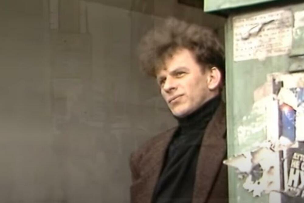 ZBOG CEREBRALNE PARALIZE CEO ŽIVOT PROVEO NA ŠTAKAMA: Pevač je godinama DALEKO od očiju JAVNOSTI, ovako sad IZGLEDA