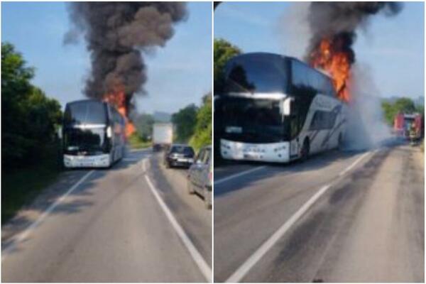 PRVE SLIKE LASTINOG AUTOBUSA NA SPRAT KOJI JE PLANUO U GROCKOJ: Putnici odmah evakuisani (FOTO)
