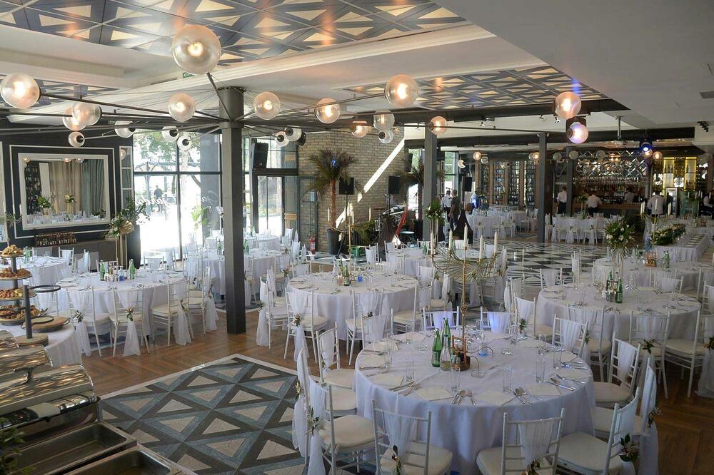 OTKRIJTE ZAŠTO ĆETE BAŠ U KLUBU AZZARO IMATI NEZABORAVNO VENČANJE: Bajkovitost bez premca