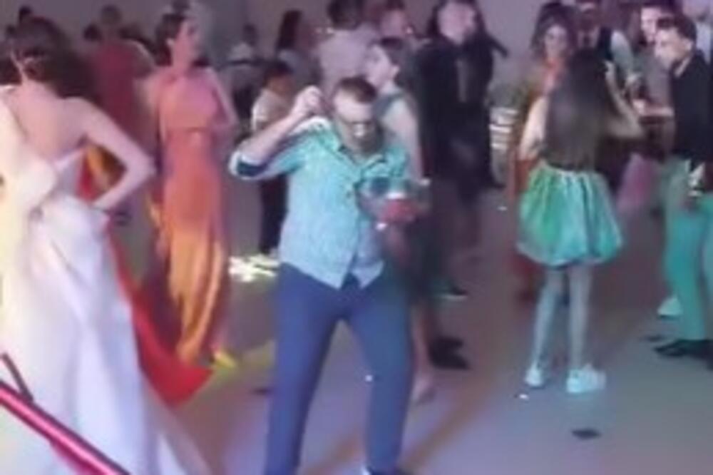 ZBOG SNIMKA SA SVADBE U BOSNI GORI REGION: Ovo je nešto NAJJAČE ŠTO ĆETE VIDETI, gledajte samo šta ON RADI (VIDEO)