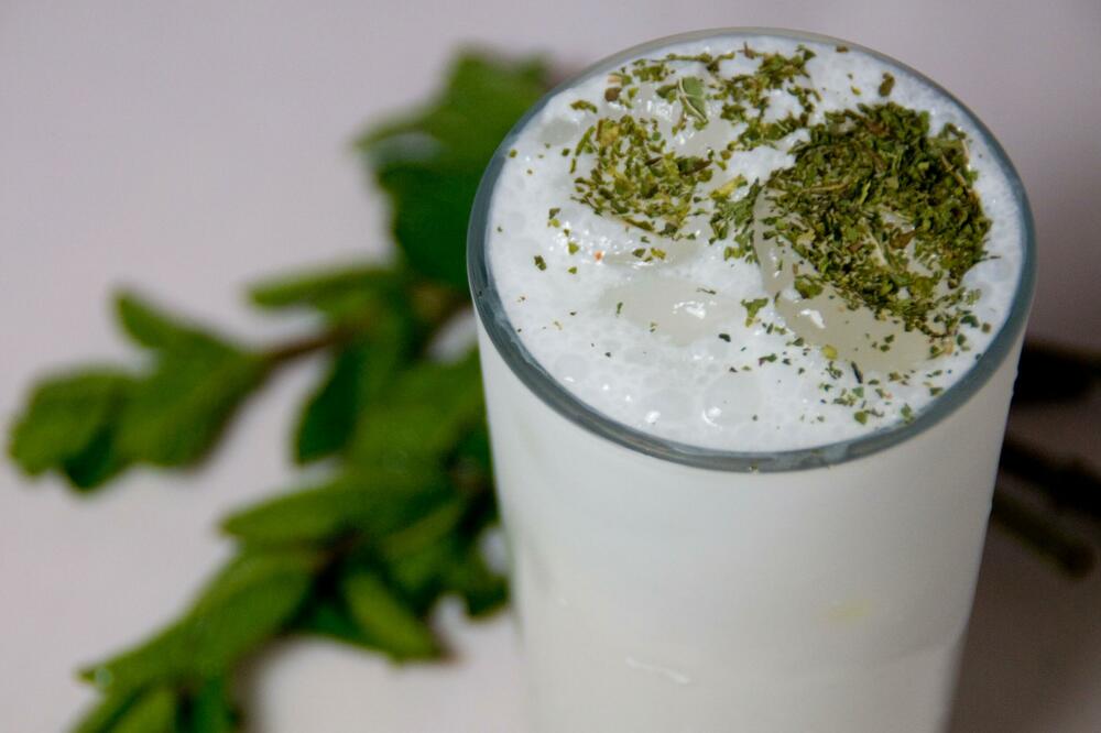 OVAJ TURSKI NAPITAK POBOLJŠAVA RAD CREVA: Nije KAFA, a naši će obožavati njen UKUS