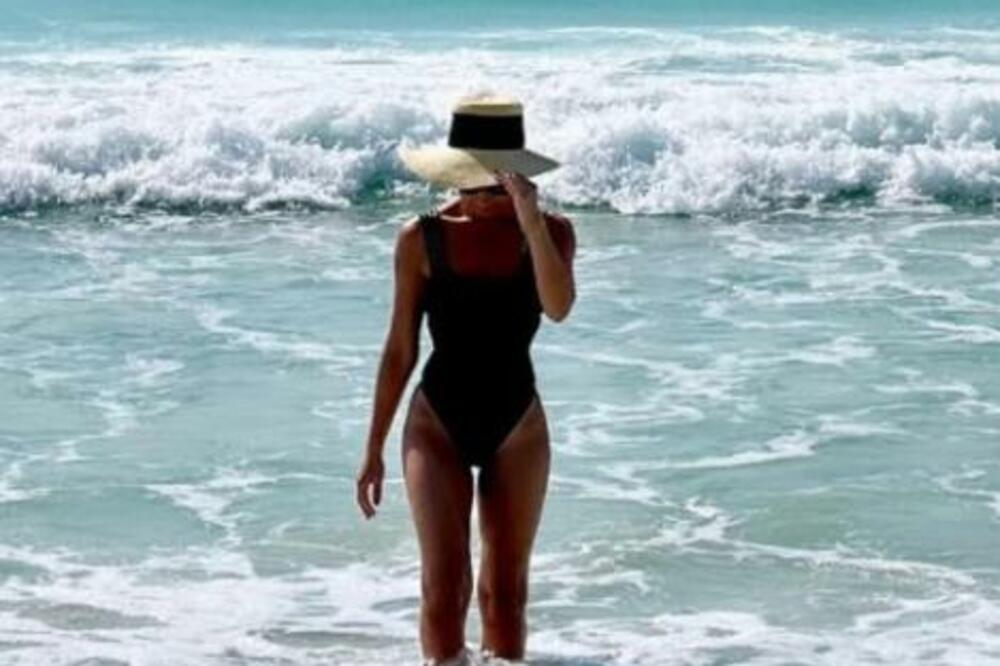 Razvela se voditeljka Pinka posle 10 godina! Tikva pukla na dva dela, o detaljima razvoda i danas svi bruje