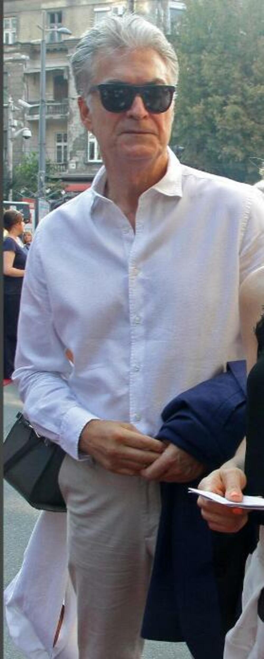 On je naš biznismen koji duže od dve i po decenije živi i radi u Južnoafričkoj Republici.