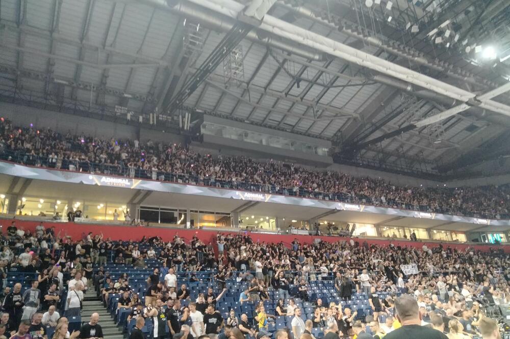 TRAŽI GA POLA EVROPE, A ON BODRI PARTIZAN! Ljubimac Grobara izazvao HAOS u Areni! (FOTO)