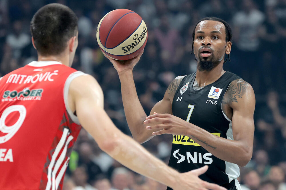 PRŠTAĆE NA SVE STRANE: Evroliga objavila kalendar, večiti derbi će VEOMA brzo!