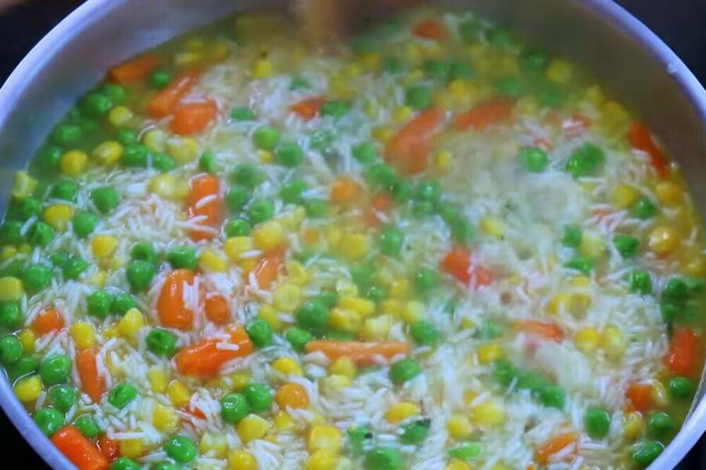 PREDLOG ZA SUTRAŠNJI RUČAK, JEFTINO, A UKUSNO JELO: Odlično za dane kada KUBURITE SA NOVCEM