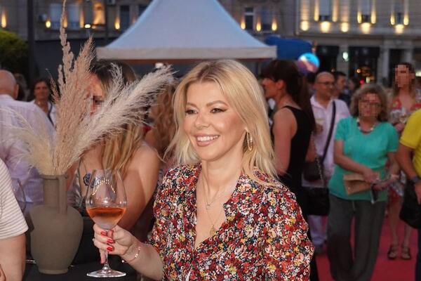 KAKVA DAMA! Naslednicu Karić loze dugo nismo videli: Kada se pojavila GRAD JE STAO, neverovatna LEPOTA