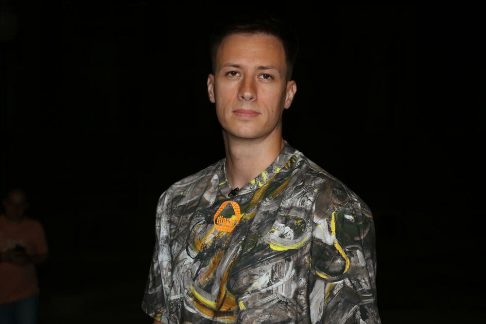 GAZDA PAJA IMAO SAOBRAĆAJNU NEZGODU: Auto totalno UNIŠTEN, reper sve OBJAVIO JAVNO (FOTO)