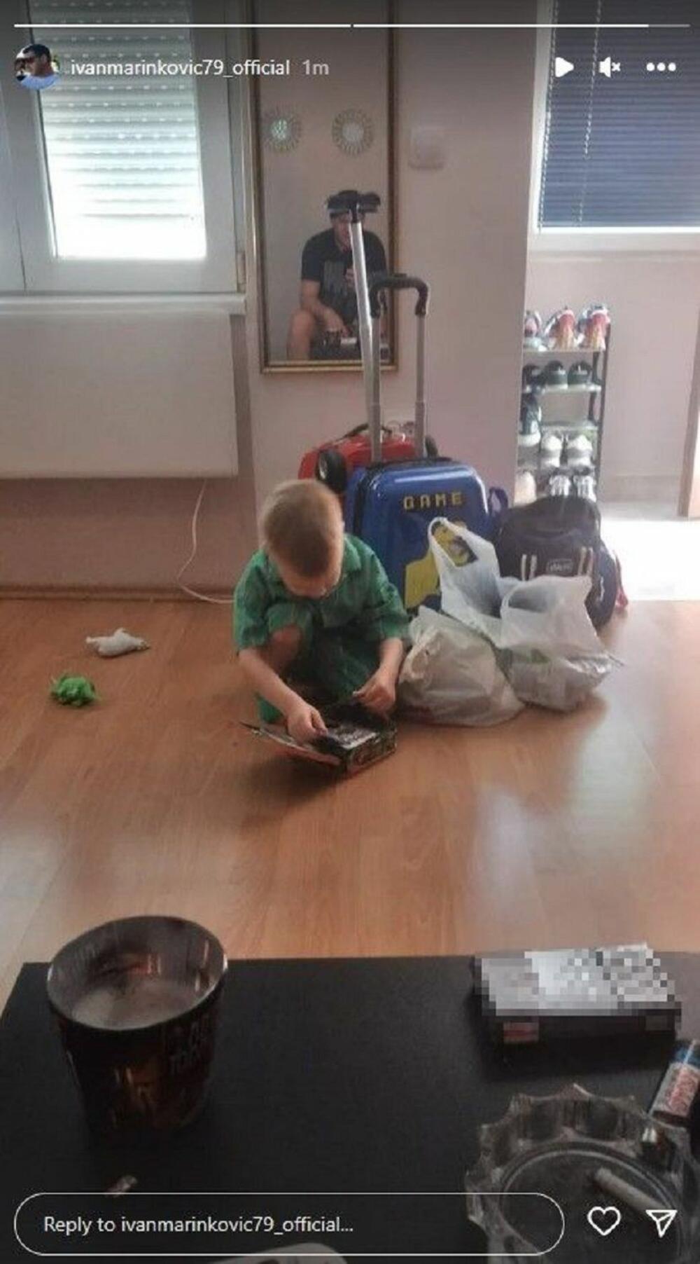 Željko se trenutno nalazi kod oca u Beogradu