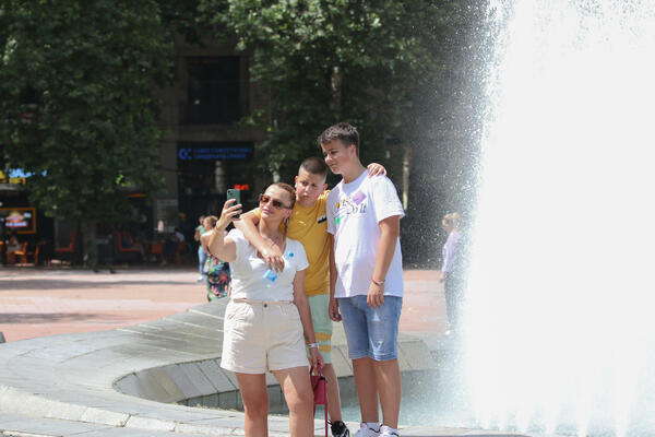 DANAS SUNČANO I TOPLO: Biće više od 30 stepeni