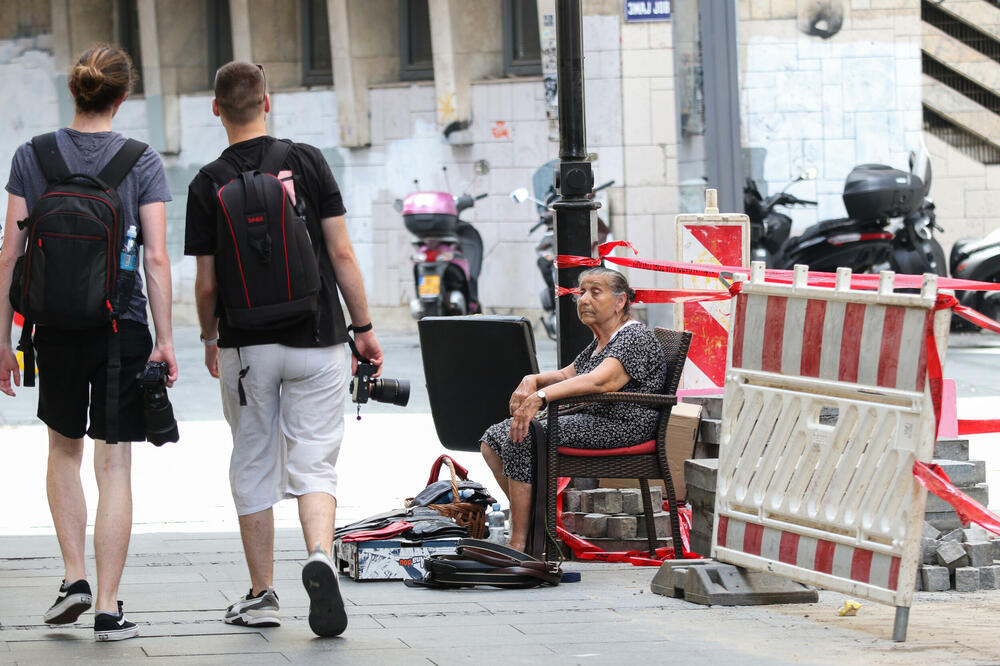 DANAS NAS OČEKUJE PRAVI LETNJI DAN: Samo u ovim delovima Srbije će biti PLJUSKOVA