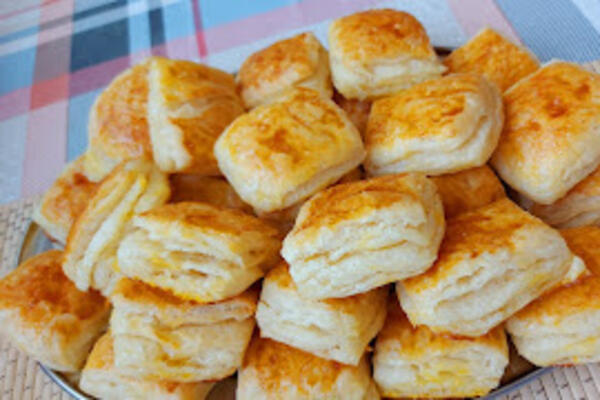 LISNATO MESTO PUNJENO SLANINICOM, SRBIMA VEĆ IDE VODA NA USTA: Recept toliko lak da mogu I DECA da ga prave